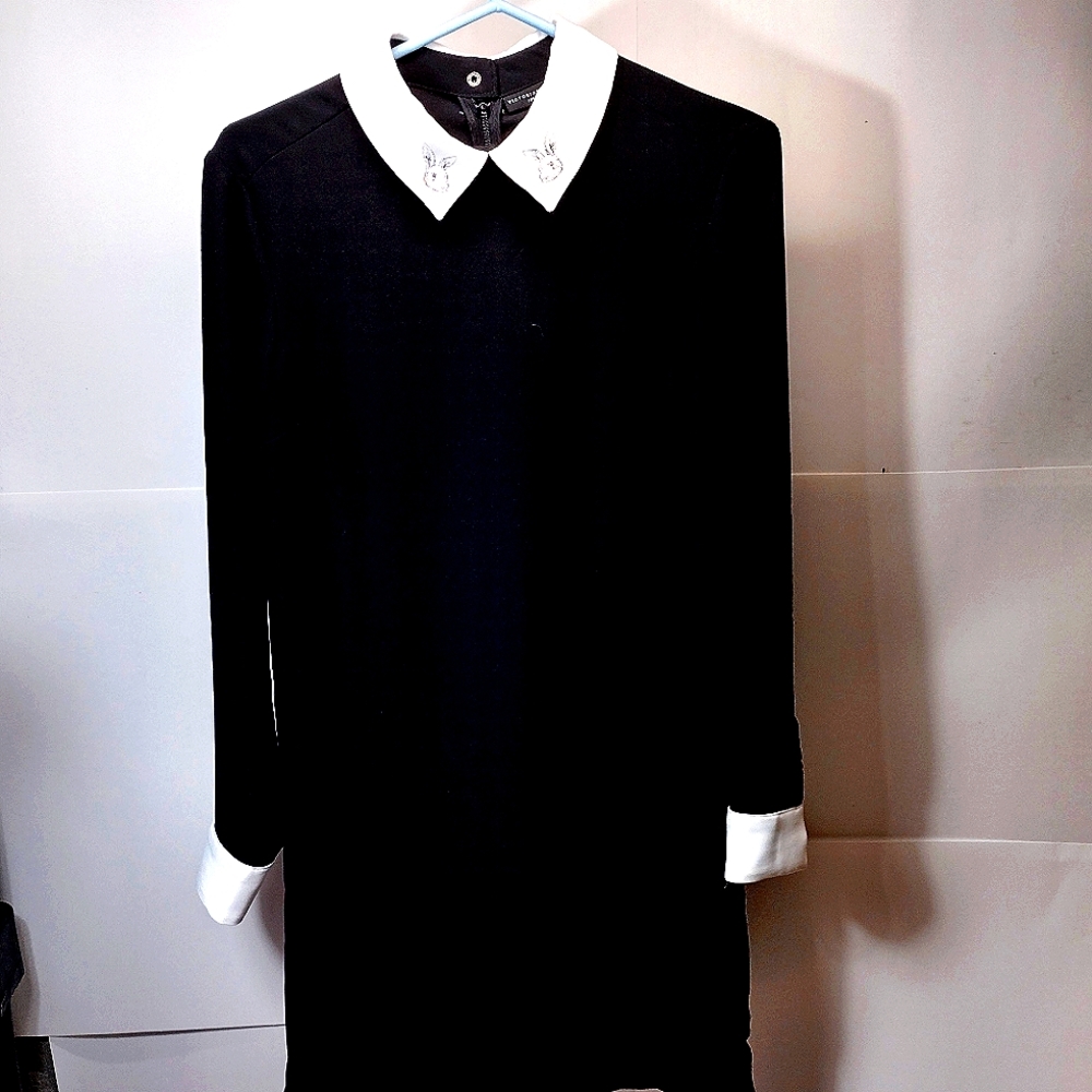 Victoria Beckham White Collar and Cuffs Black Block Dress l Size small l Goth